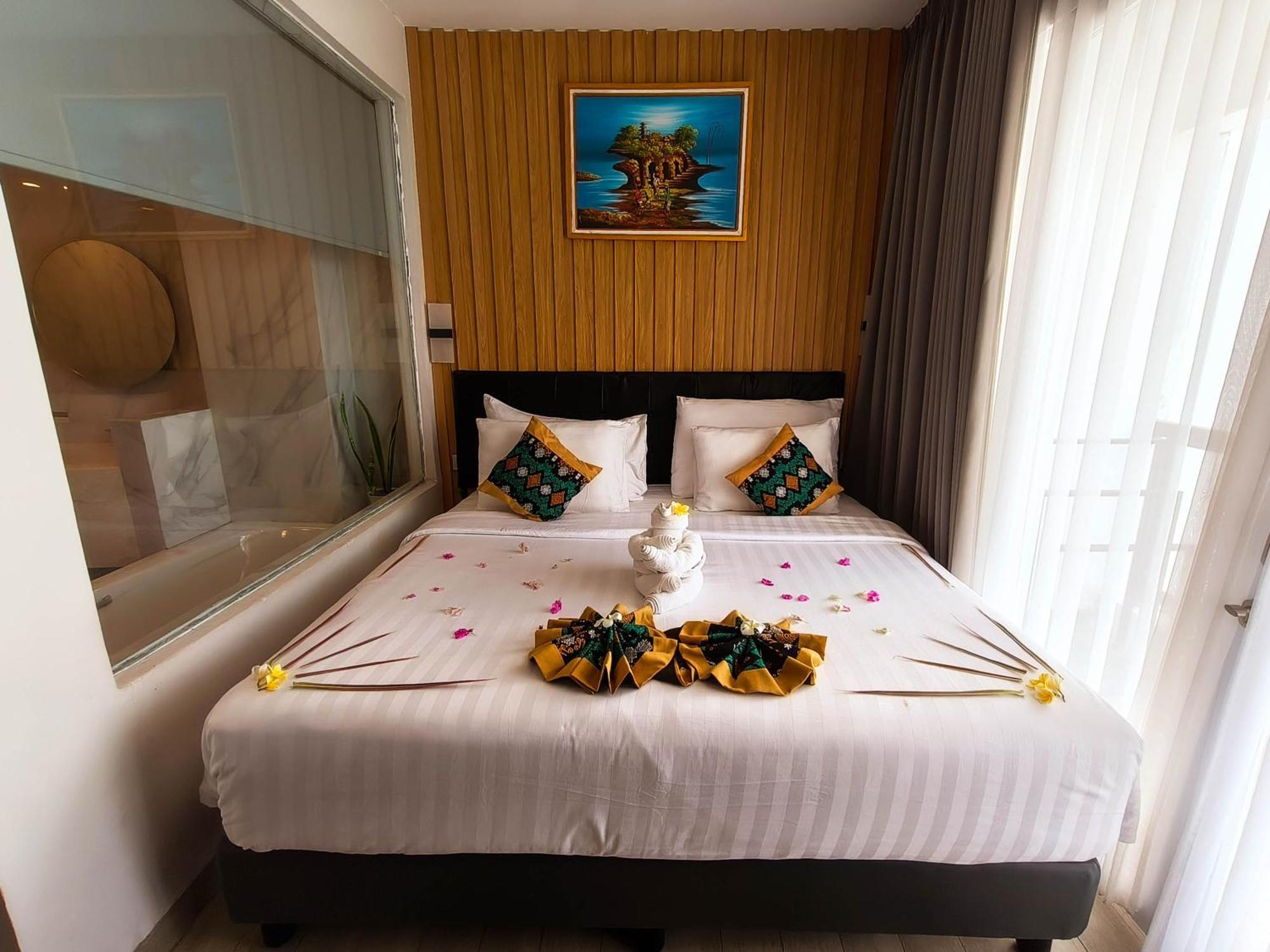 Raja Hotel Kuta Mandalika Resort & Convention Ngoại thất bức ảnh