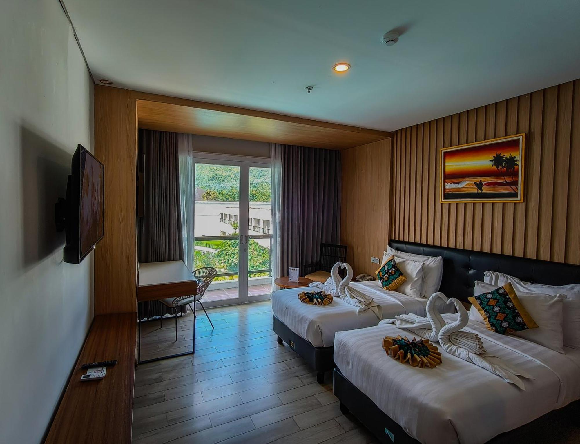 Raja Hotel Kuta Mandalika Resort & Convention Ngoại thất bức ảnh